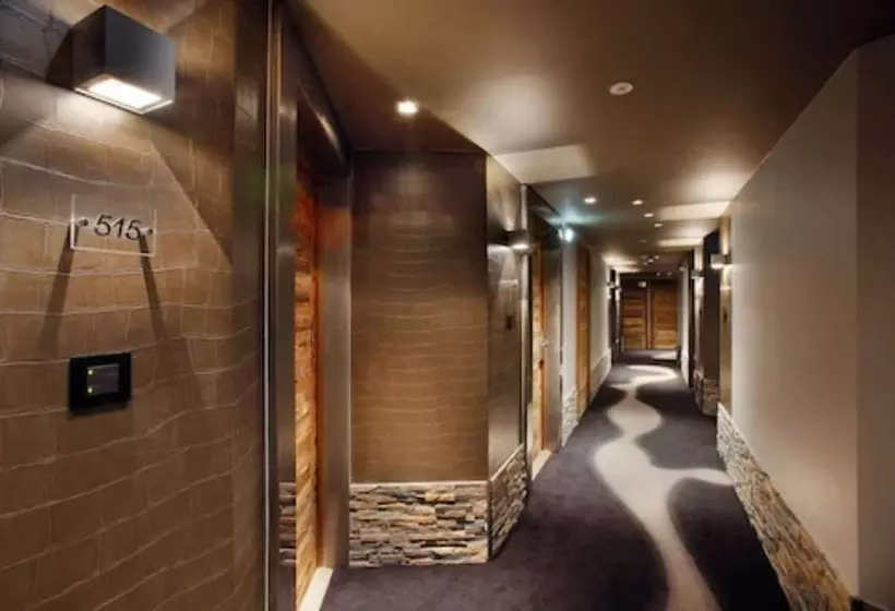 هتل Hôtel Koh I Nor By Les Etincelles