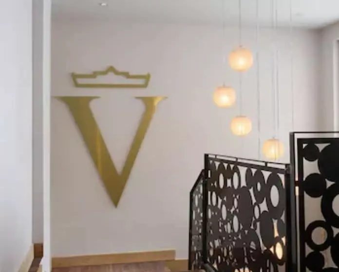 هتل Hôtel Koh I Nor By Les Etincelles