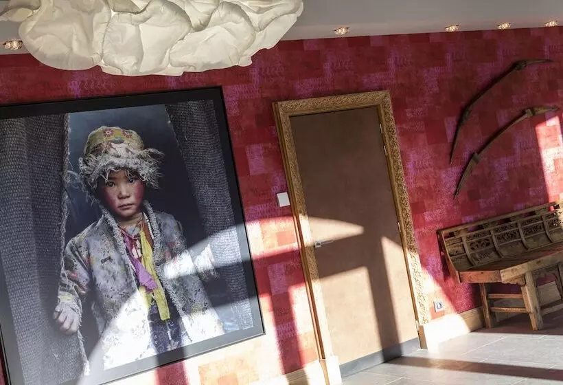 هتل Hôtel Koh I Nor By Les Etincelles