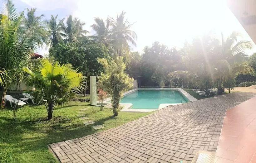 酒店 Meili Beach Resort