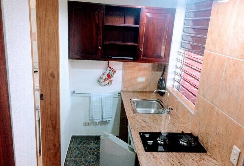 酒店 Meili Beach Resort