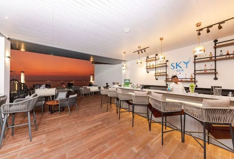 ホテル Pearl Grand By Rathna