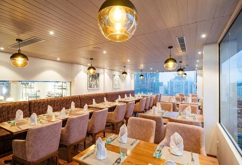 ホテル Pearl Grand By Rathna