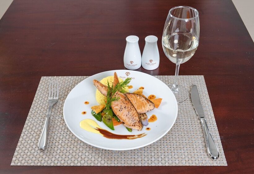 فندق Pearl Grand By Rathna