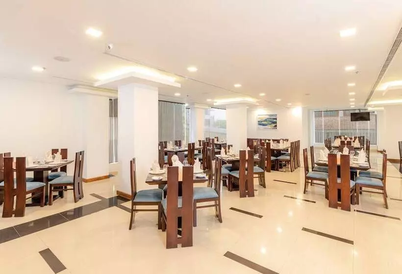 ホテル Pearl Grand By Rathna