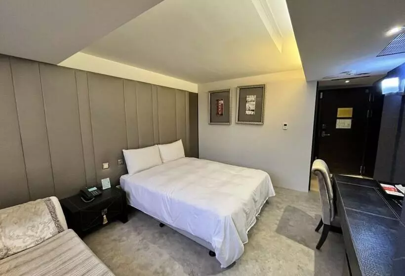 هتل Ren Mei Fashion