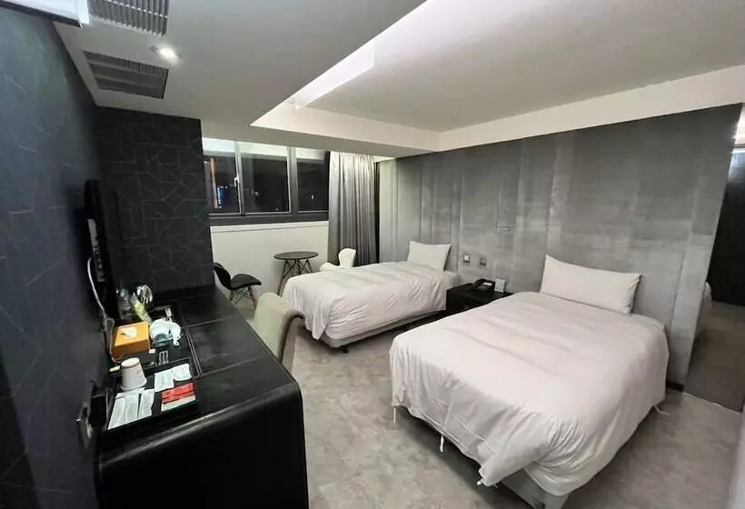 هتل Ren Mei Fashion