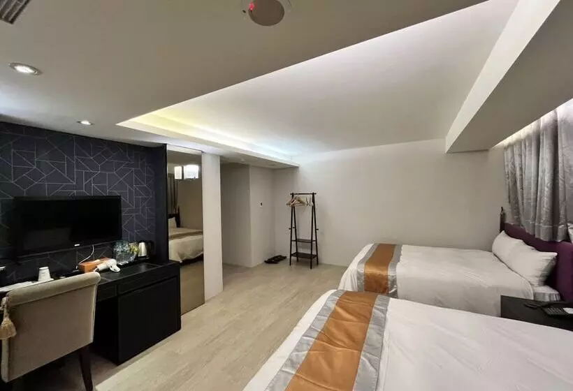 هتل Ren Mei Fashion