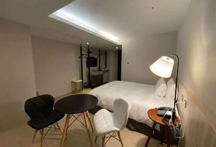 هتل Ren Mei Fashion