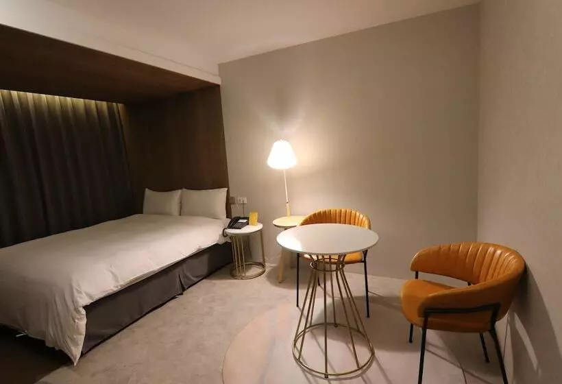 هتل Ren Mei Fashion