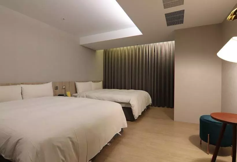 هتل Ren Mei Fashion