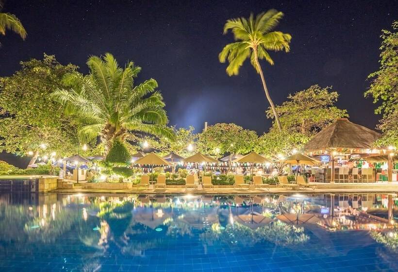 Отель The Lovina