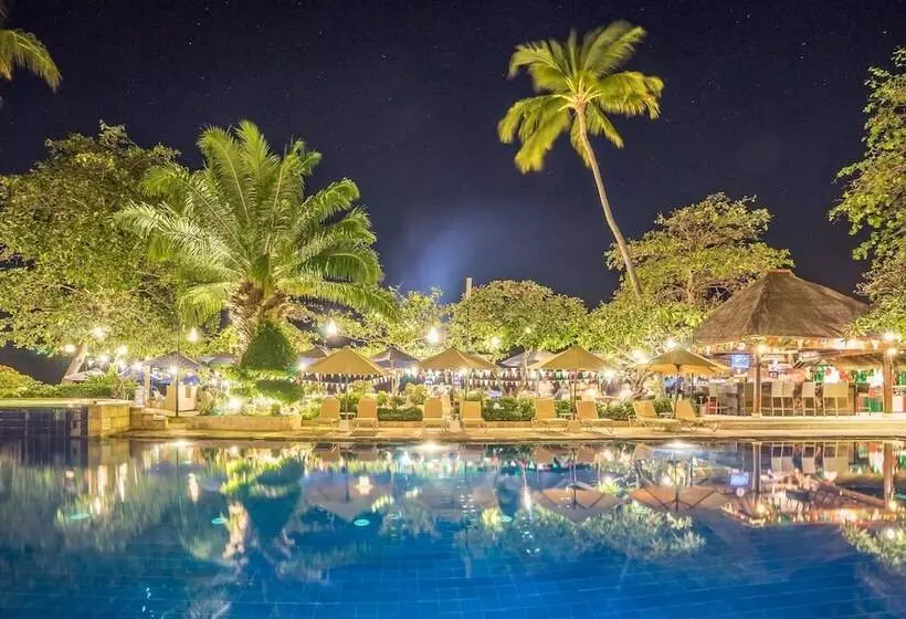 Отель The Lovina