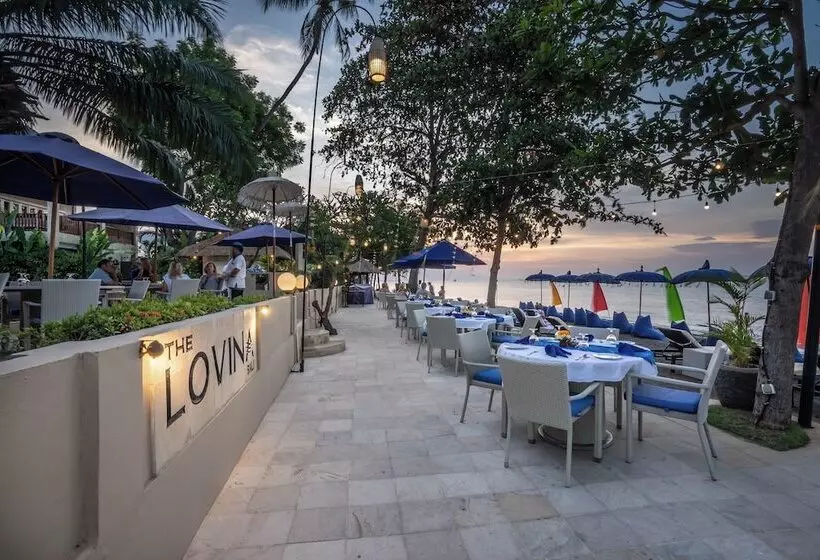 Отель The Lovina