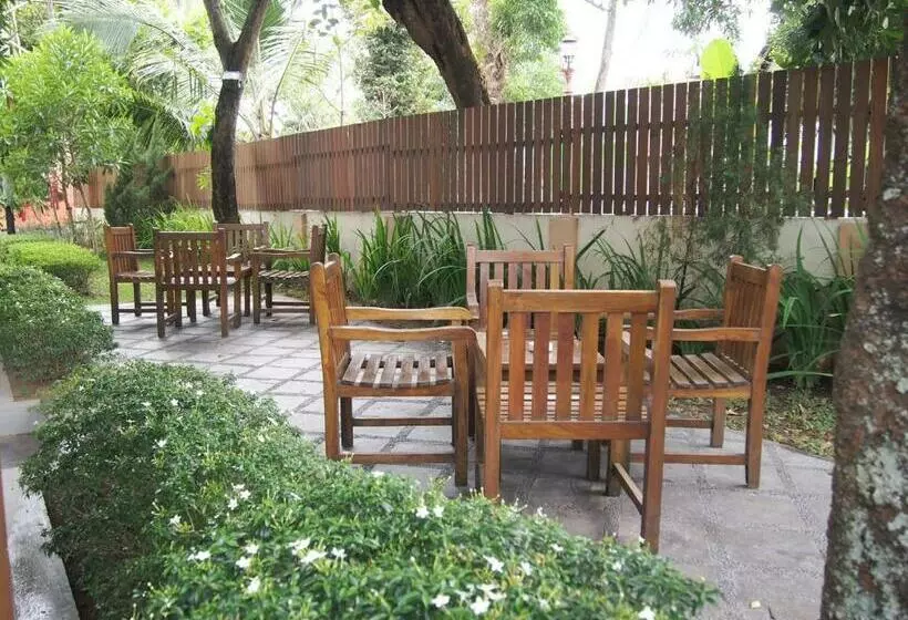 The Victoria Hotel Yogyakarta