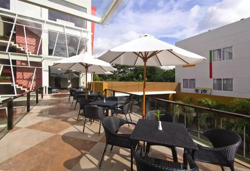 The Victoria Hotel Yogyakarta