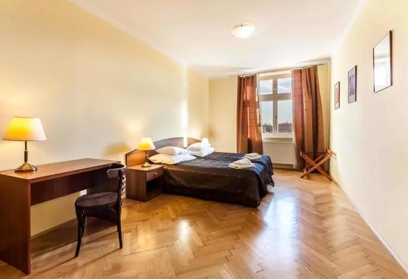 مسافرخانه P&j Apartments Florianska