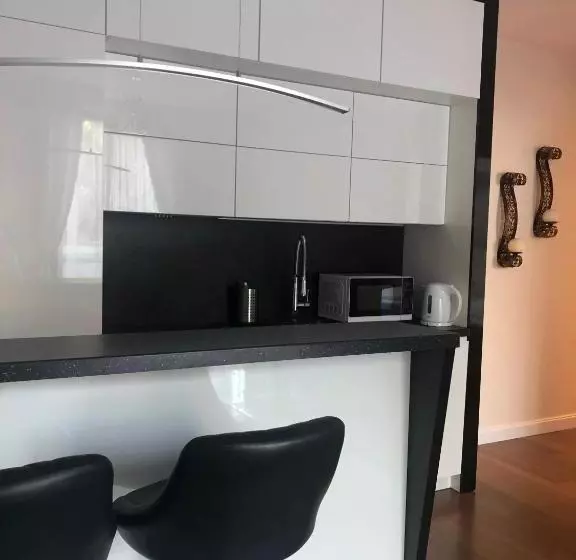 مسافرخانه P&j Apartments Florianska