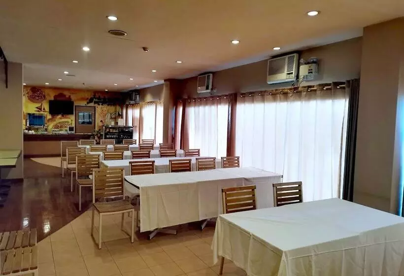 هتل Casa Leticia Business Inn