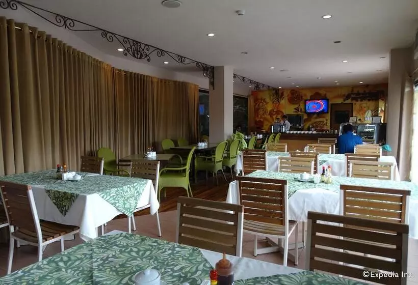 هتل Casa Leticia Business Inn