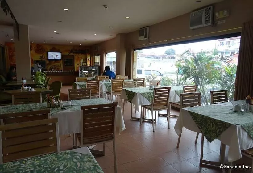 هتل Casa Leticia Business Inn
