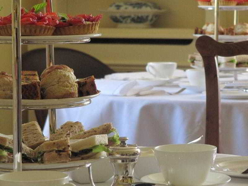 Hotel Cavens Country House, Dinner Inclusive!