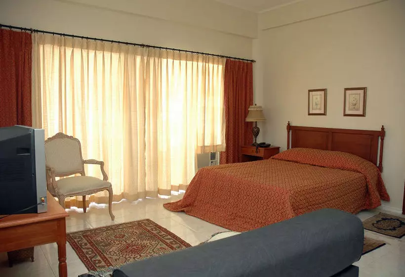 בית מלון כפרי Chateau Del Mar