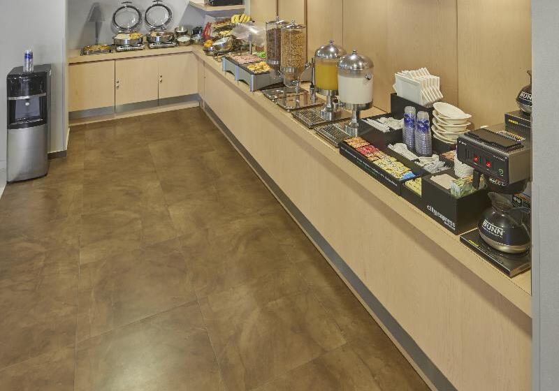 فندق City Express By Marriott Xalapa