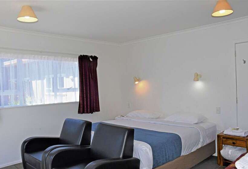 فندق Comfort Inn Westshore Beach