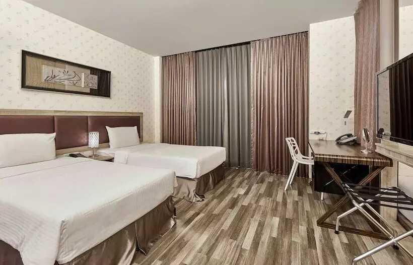 هتل Freedom Design