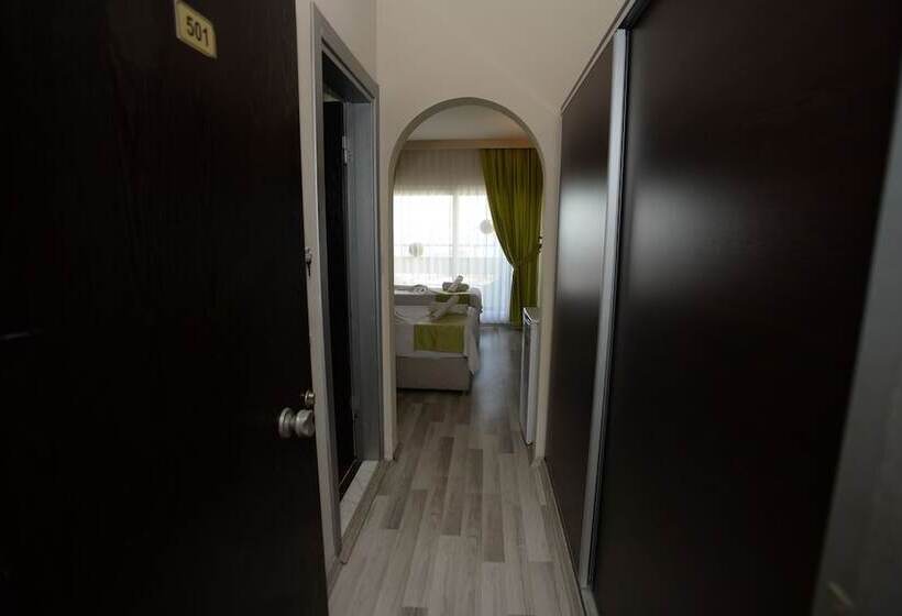 בית מלון כפרי Green Gold