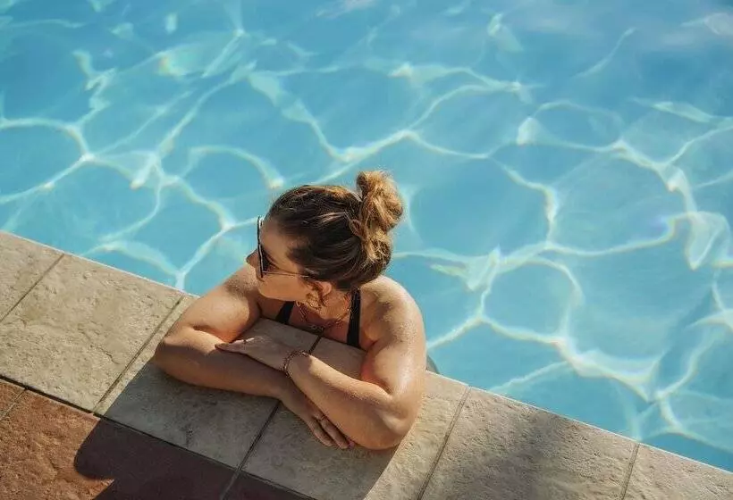 فندق Grand Mercure Wakayama Minabe Resort & Spa