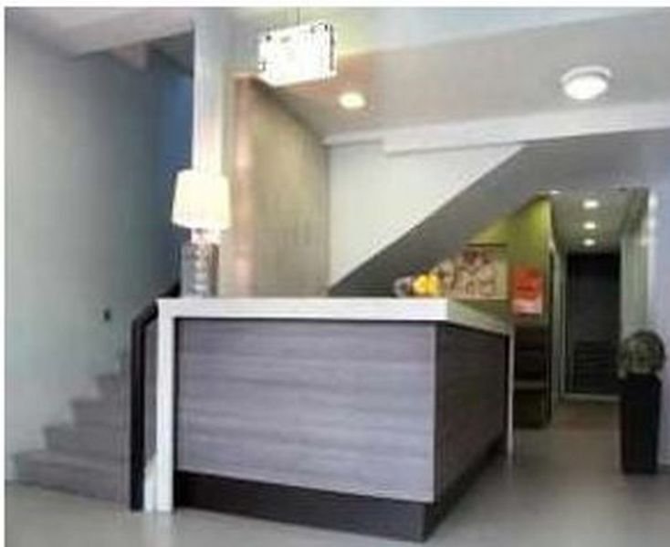 فندق Lorenzzo Suites