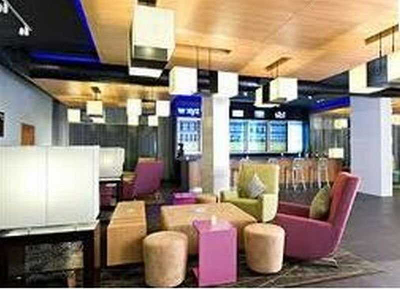 فندق Lorenzzo Suites