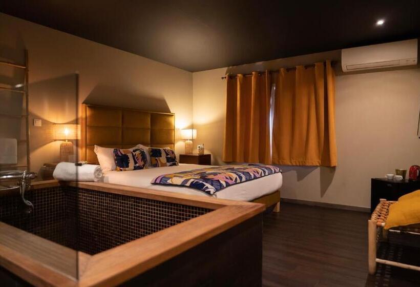 בית מלון כפרי Palm Beach