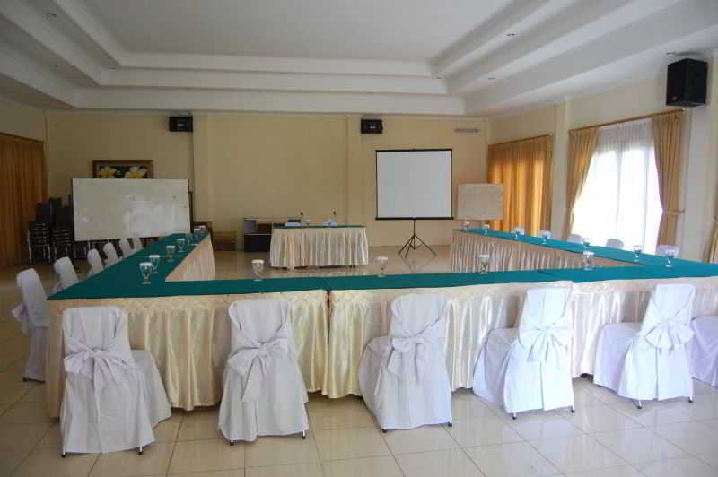 Hotel Radiant Bamboo