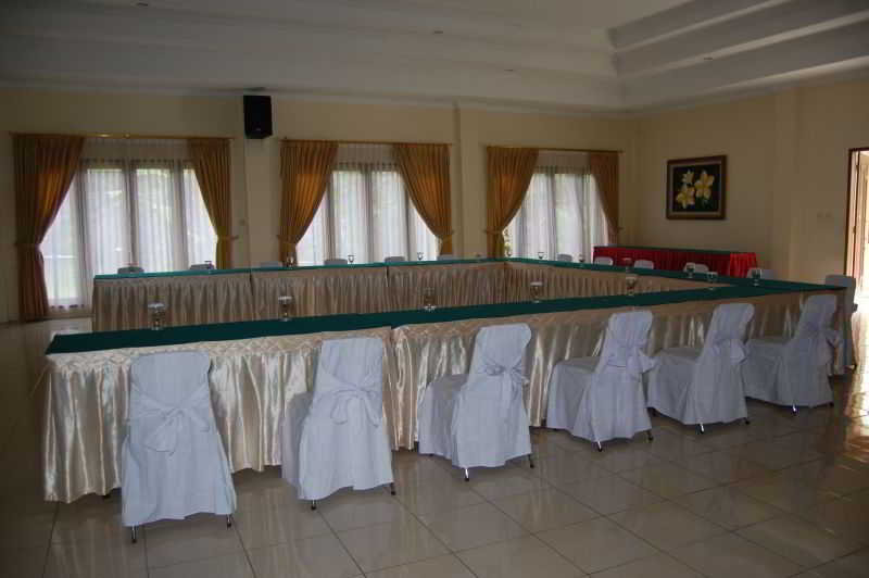 Hotel Radiant Bamboo