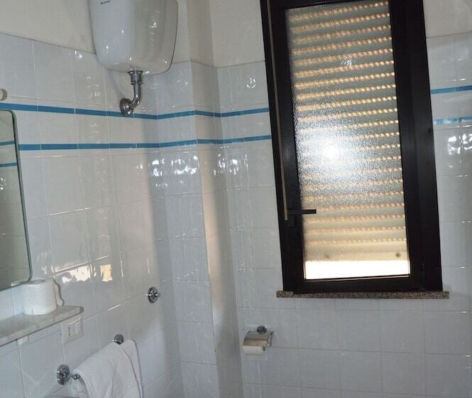 בית מלון כפרי Residence Europa