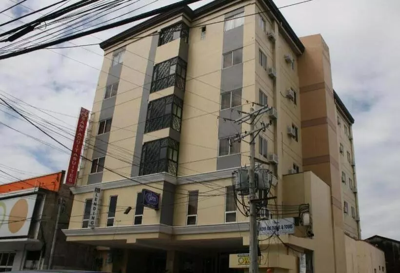 Hotelli Sampaguita Suites Plaza Garcia