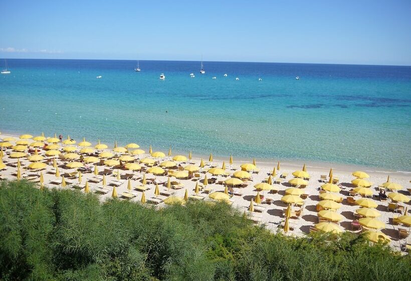 فندق Th Costa Rei   Free Beach Resort