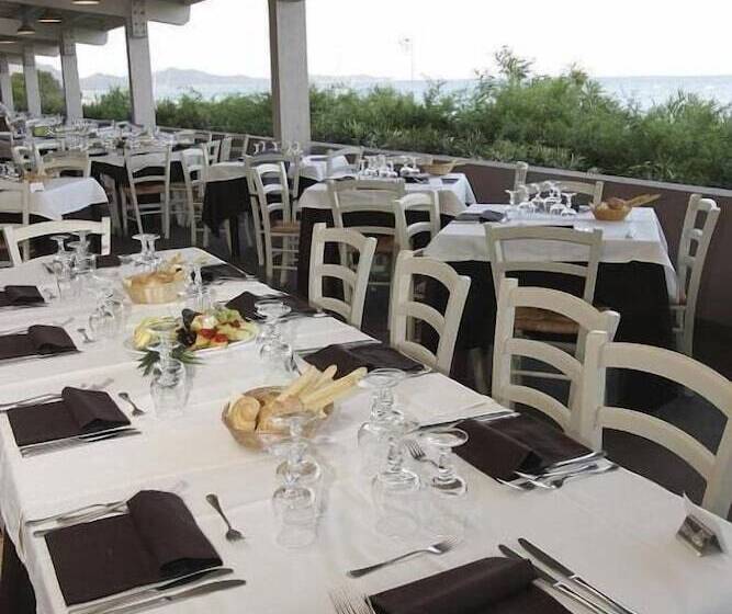 فندق Th Costa Rei   Free Beach Resort