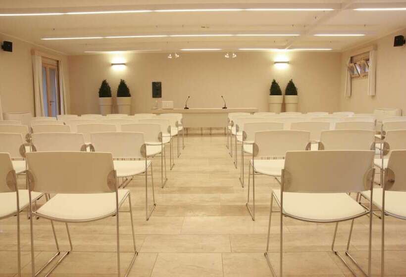 فندق Th Costa Rei   Free Beach Resort