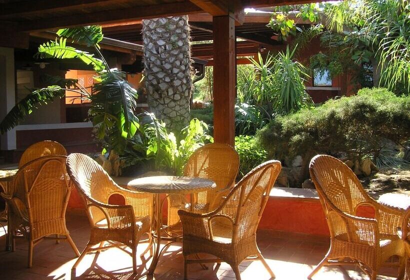 فندق Th Costa Rei   Free Beach Resort