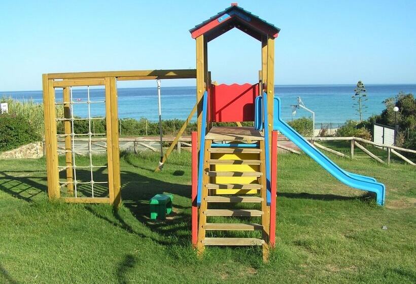 فندق Th Costa Rei   Free Beach Resort