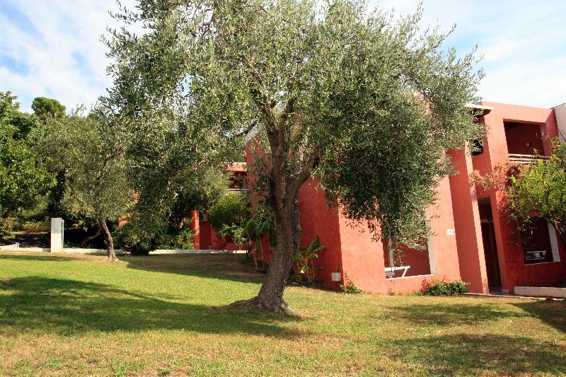 فندق Th Costa Rei   Free Beach Resort