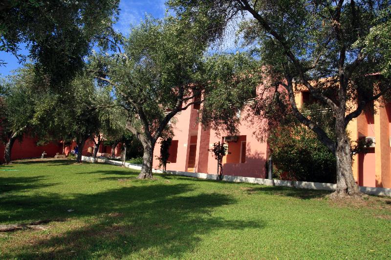 فندق Th Costa Rei   Free Beach Resort