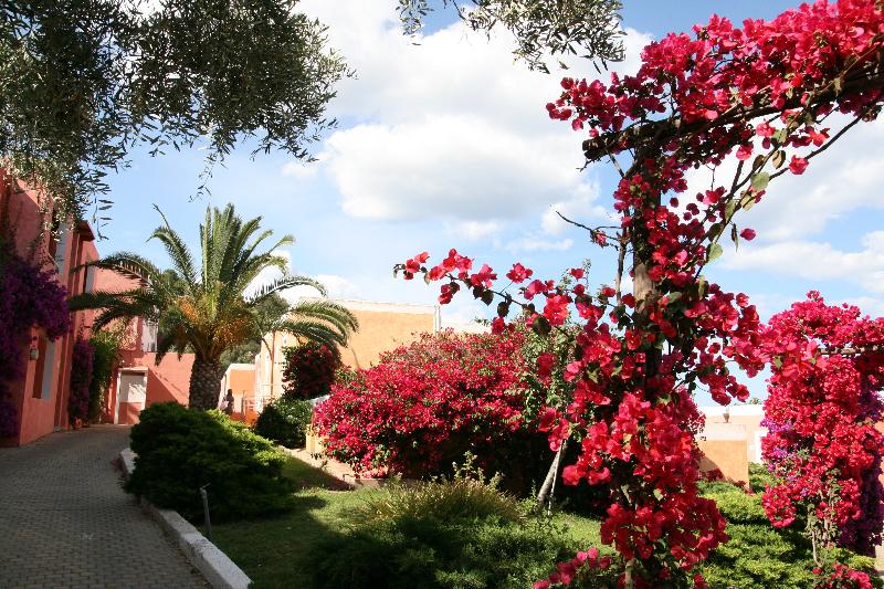 فندق Th Costa Rei   Free Beach Resort