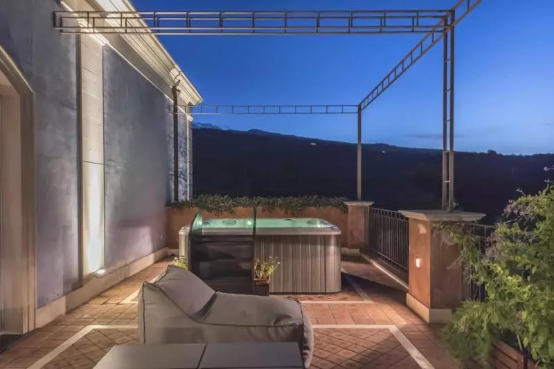 酒店 Villa Neri Resort & Spa