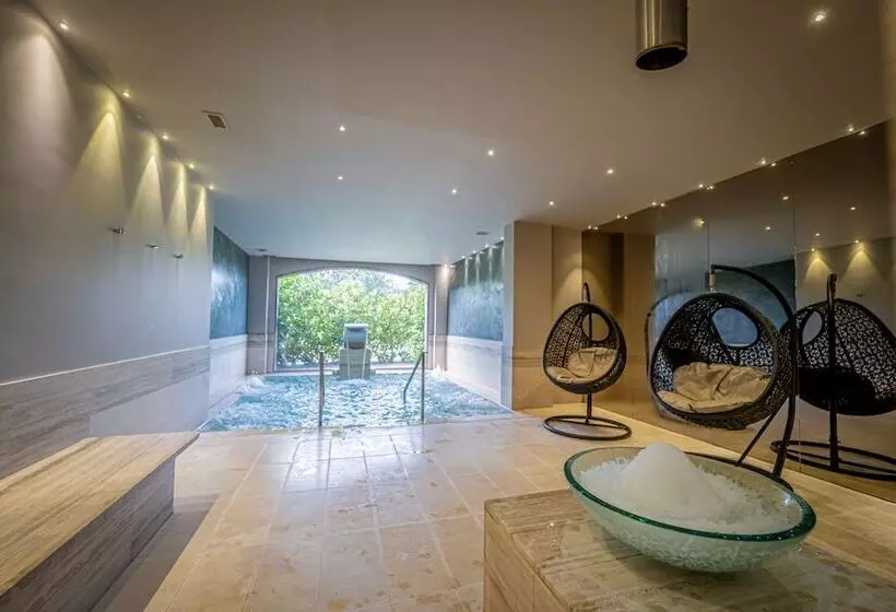 酒店 Villa Neri Resort & Spa