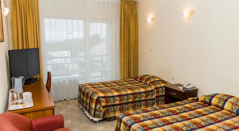 هتل Zemlianichnye Kholmy